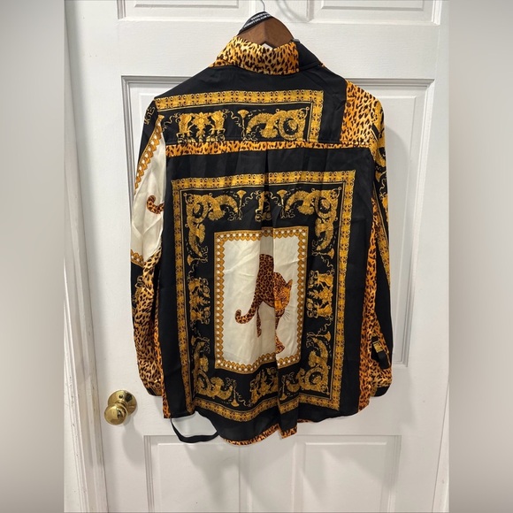 Pretty Little Thing Black Leopard Print Satin Oversized Shirt Size Small NWT - Picture 9 of 9